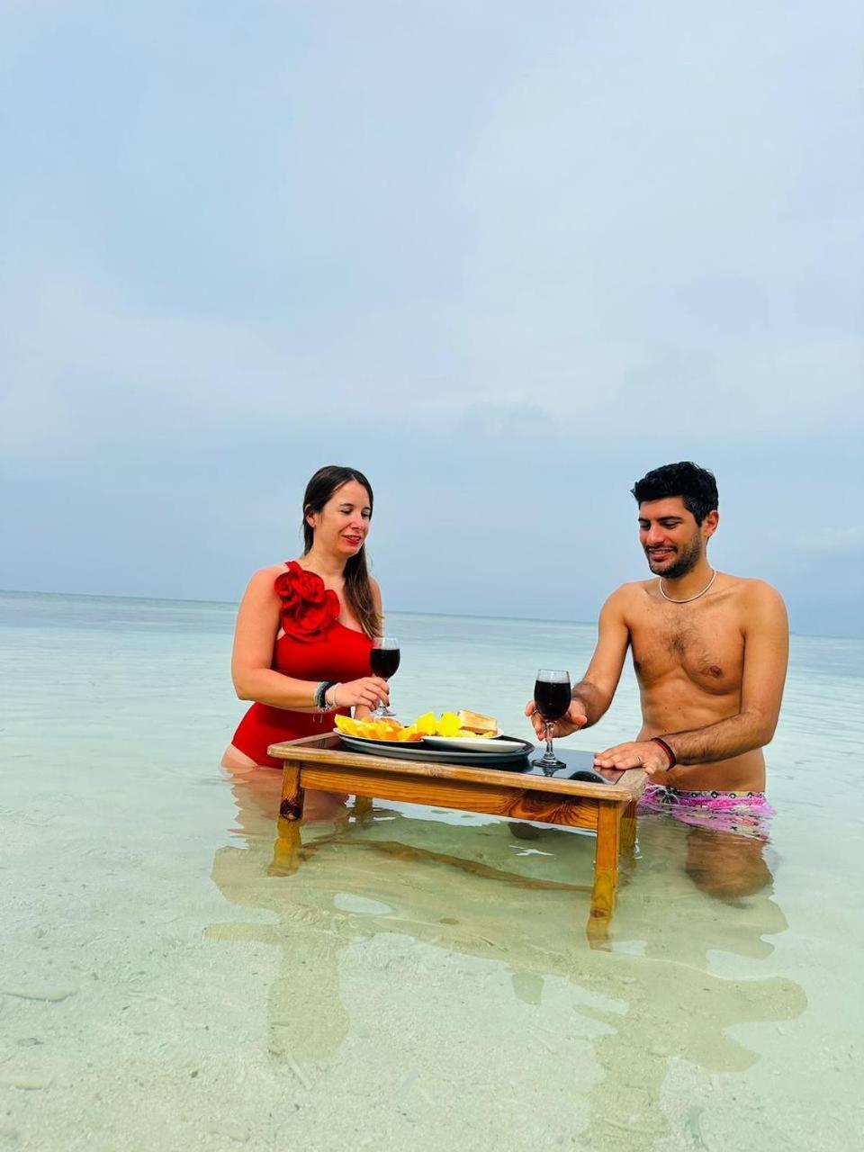 The Sunset Villa Dhiffushi Εξωτερικό φωτογραφία