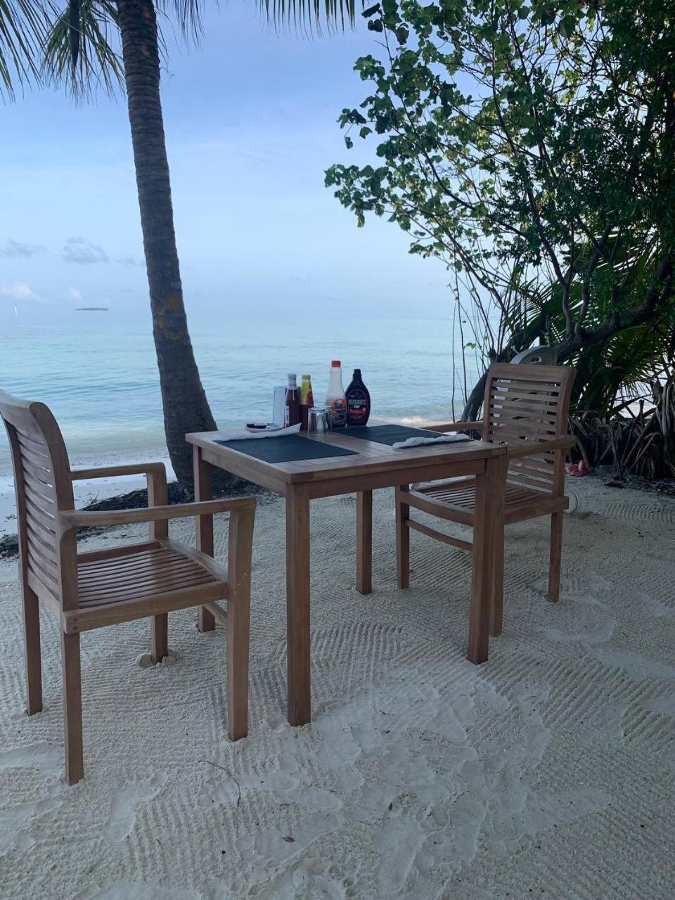 The Sunset Villa Dhiffushi Εξωτερικό φωτογραφία
